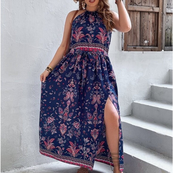 Boho Floral Print Slit Halter Maxi Dress - Picture 5 of 6